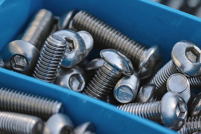 cortical screws