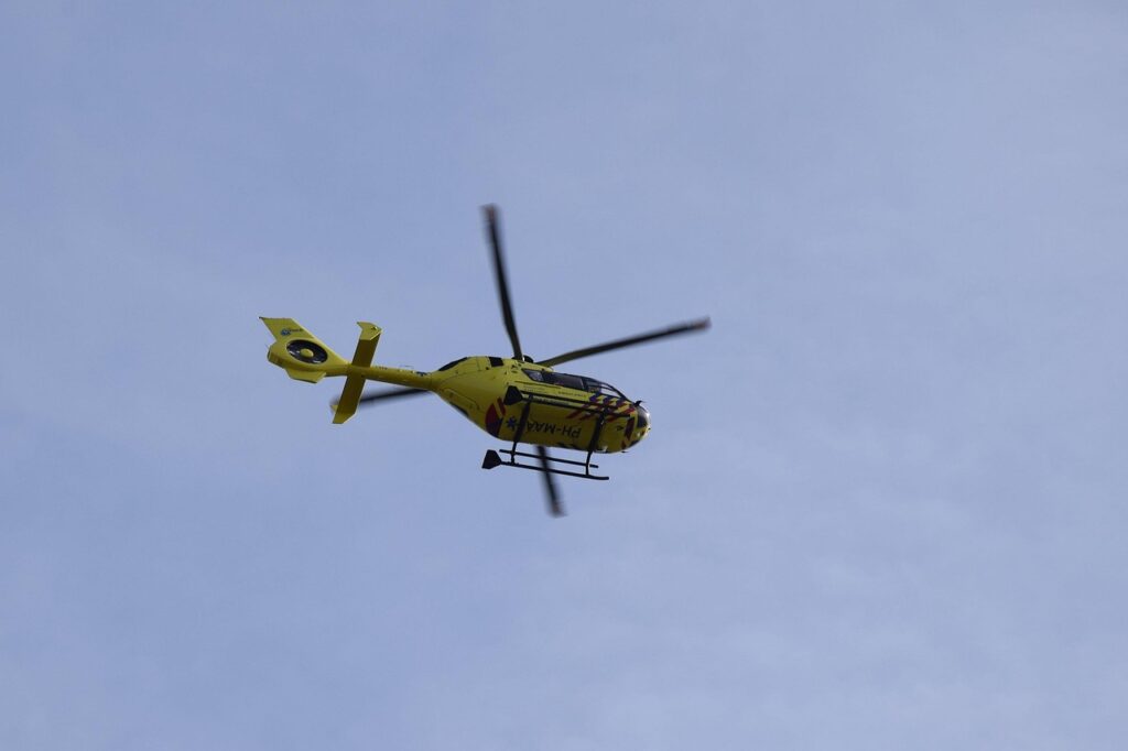 aircraft, plane, helicopter, flight, ambulance, fly, trauma, trauma helicopter, medical