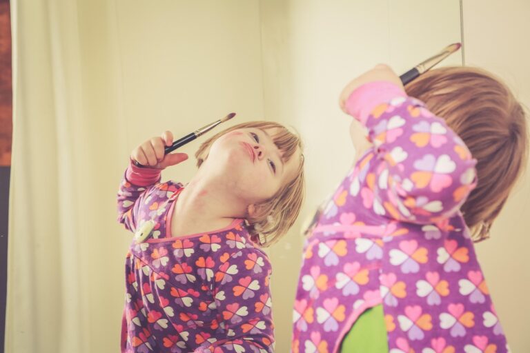 girl, down syndrom, make up, child, mirrors, blonde, little girl, happy, hearing implant, curious, to play, smile, playful, trisomy 21, adhd, autism, bonebridge