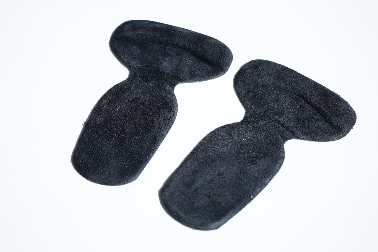 insoles, shoes, black, shoe insoles, velvet, soft, shoe adjustment, orthopedic, support, running insert, foot insert