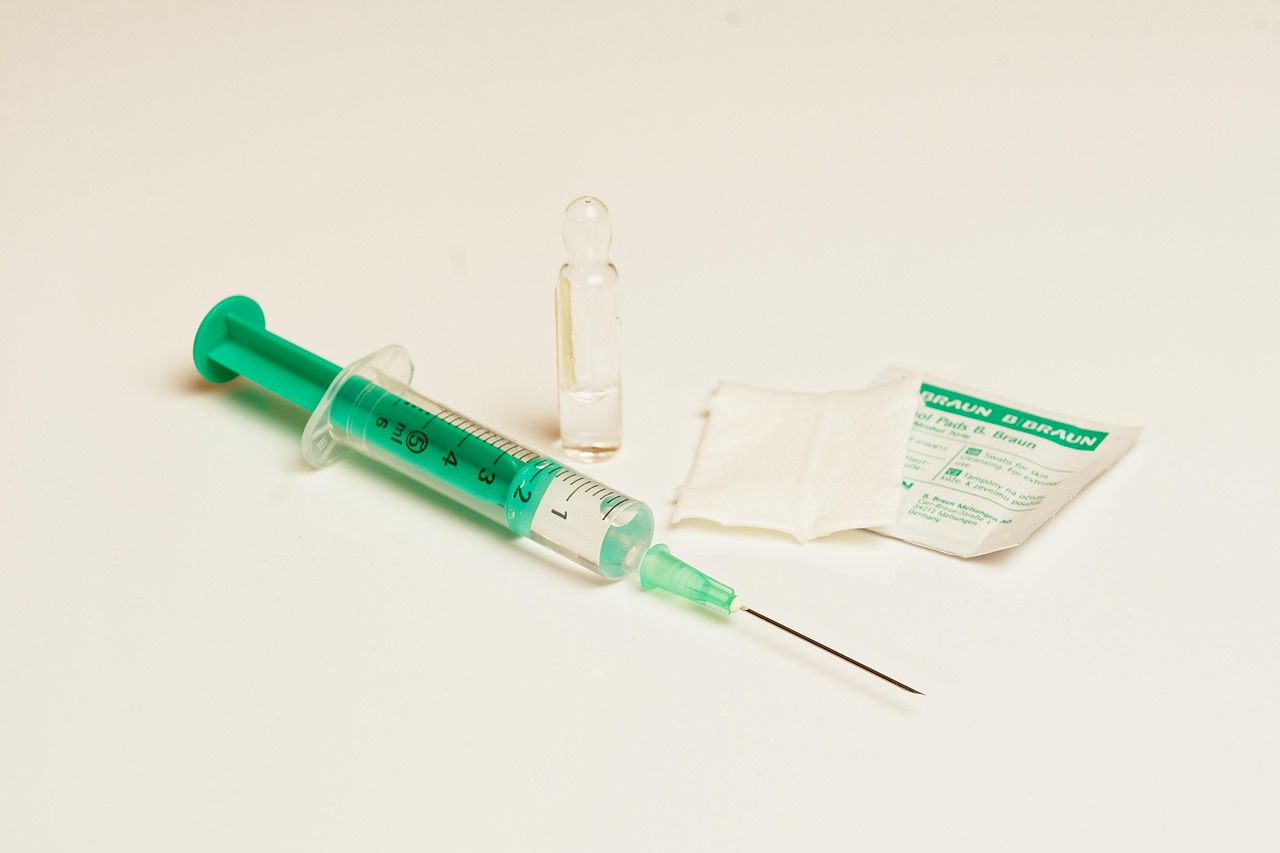 injection, disposable syringe, needle, ampoule, fiole, swab, disinfection, doctor, health, medicine, to disinfect, injection, injection, injection, injection, injection