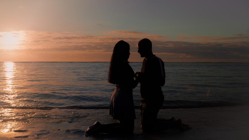 the knees, prayer, faith, religion, meditation, god, pray, knee, church, marriage, nature, casal, love, affair, engagement, christianity, silhouette, sea, beach