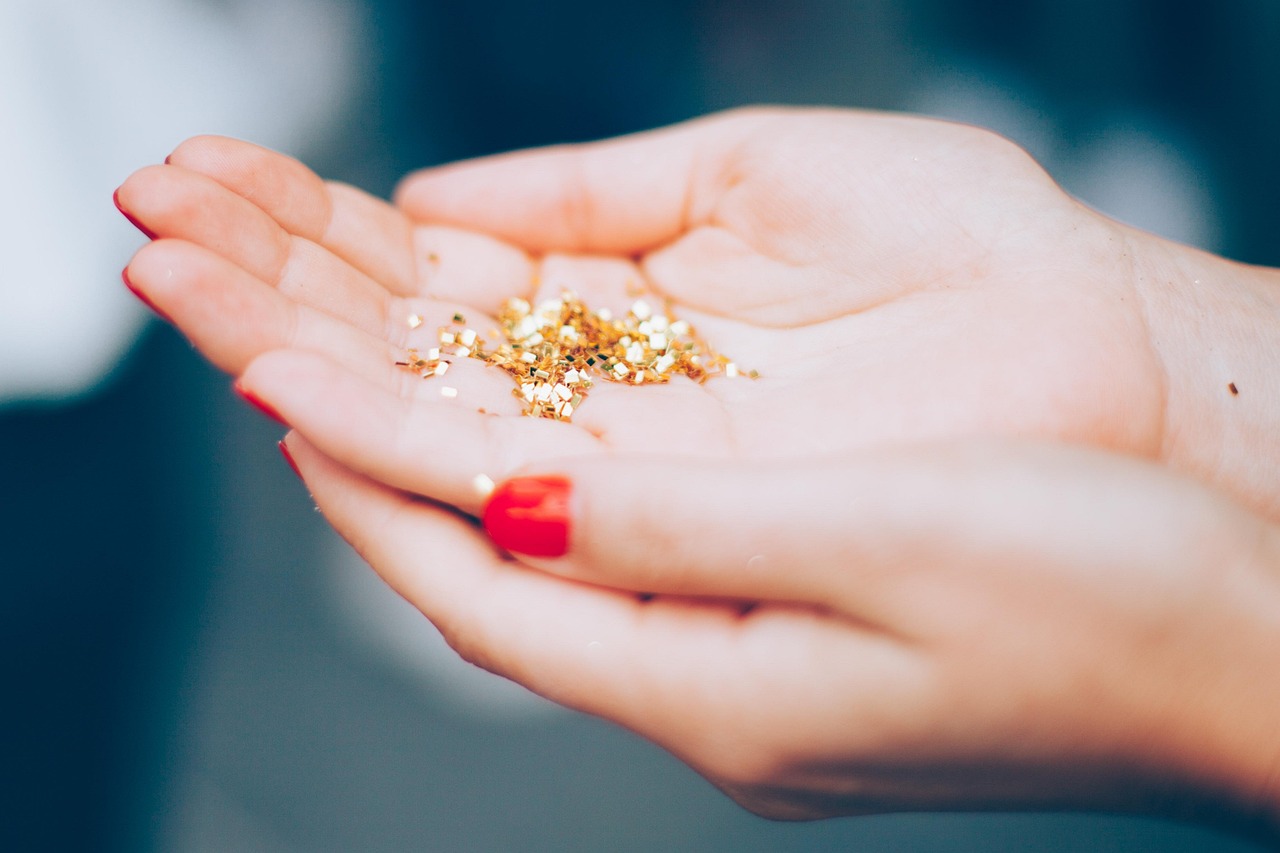 glitters, hands, macro, shiny, confetti, golden, stars, female hands, hands, hands, hands, hands, shiny, confetti, confetti, confetti, confetti, confetti, golden, golden, golden, stars, female hands