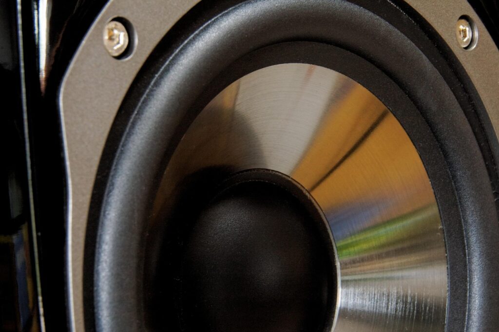 speaker, box, hi-fi, sound, sound reinforcement, audio, music, volume, design, quadral, titanium, bass, speaker, speaker, speaker, speaker, speaker