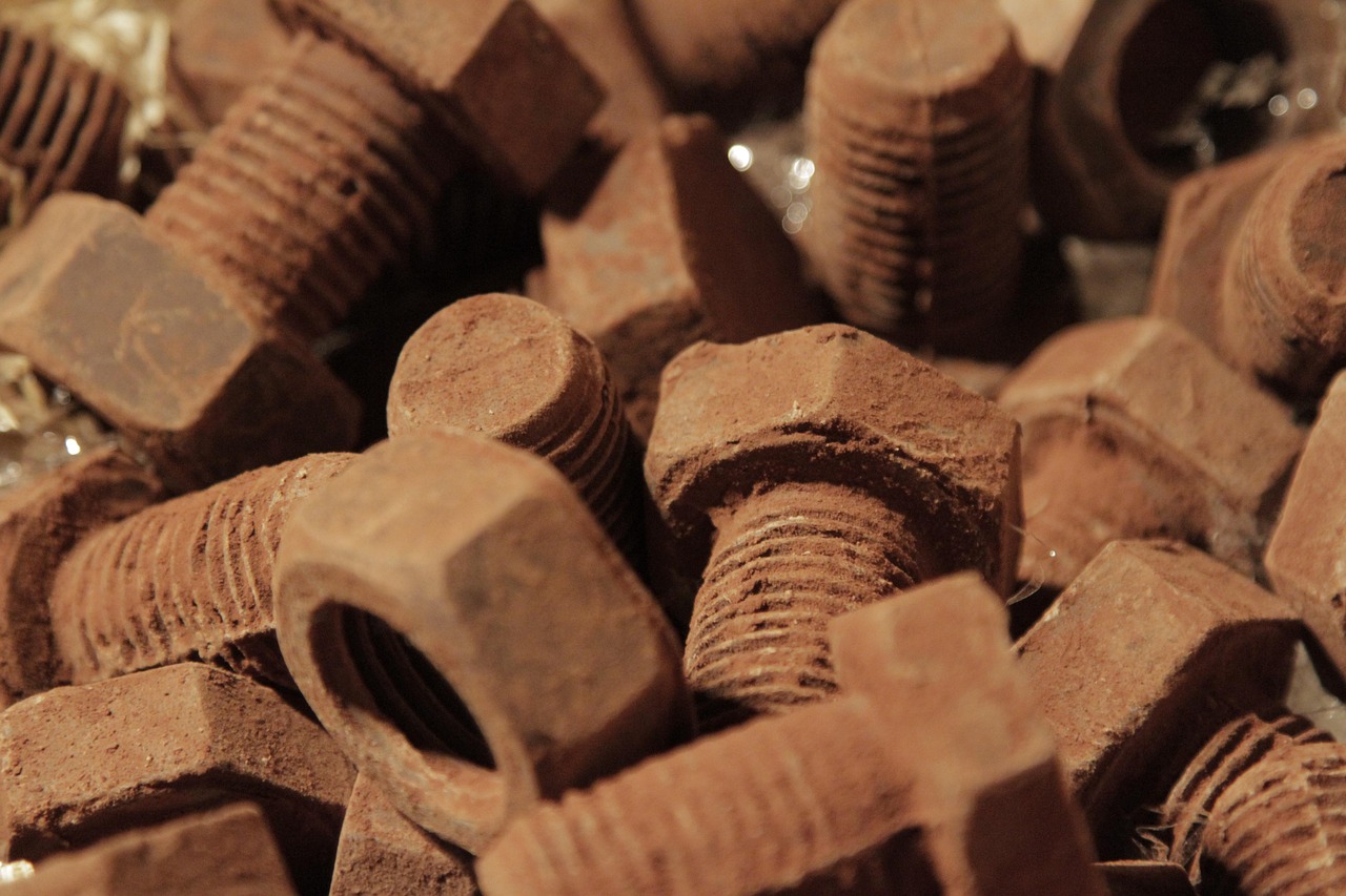 chocolate, screw, brown, meal, tools, sweets, sweet, screws
